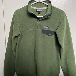 Patagonia Women’s Lightweight Synchilla Snap-T Fleece Pullover